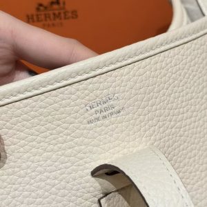 Hermes Evelyne 29 CM Bag Handmade In Taurillon Clemence Leather Silver Hardware 10 Craie - Image 10
