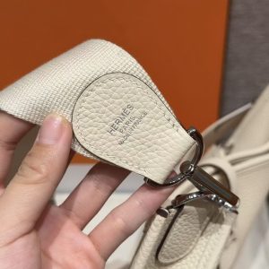 Hermes Evelyne 29 CM Bag Handmade In Taurillon Clemence Leather Silver Hardware 10 Craie - Image 6