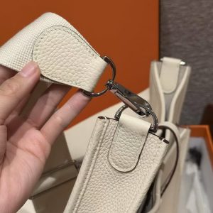 Hermes Evelyne 29 CM Bag Handmade In Taurillon Clemence Leather Silver Hardware 10 Craie - Image 5