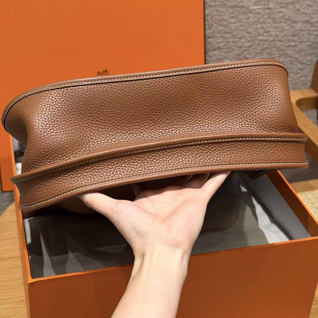 Hermes Evelyne 29 CM Bag Handmade In Taurillon Clemence Leather Silver Hardware 37 Gold - Image 14