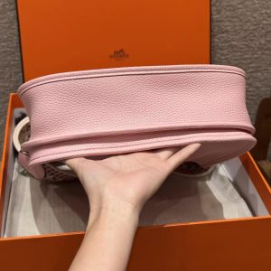 Hermes Evelyne 29 CM Bag Handmade In Taurillon Clemence Leather Silver Hardware 3Q Rose Sakura - Image 11
