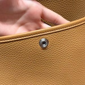 Hermes Evelyne 29 CM Bag Handmade In Taurillon Clemence Leather Silver Hardware 4B Biscuit - Image 9