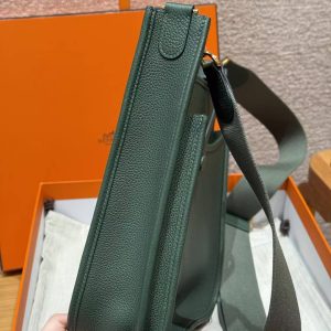 Hermes Evelyne 29 CM Bag Handmade In Taurillon Clemence Leather Gold Hardware 65 Vert Moyen - Image 19