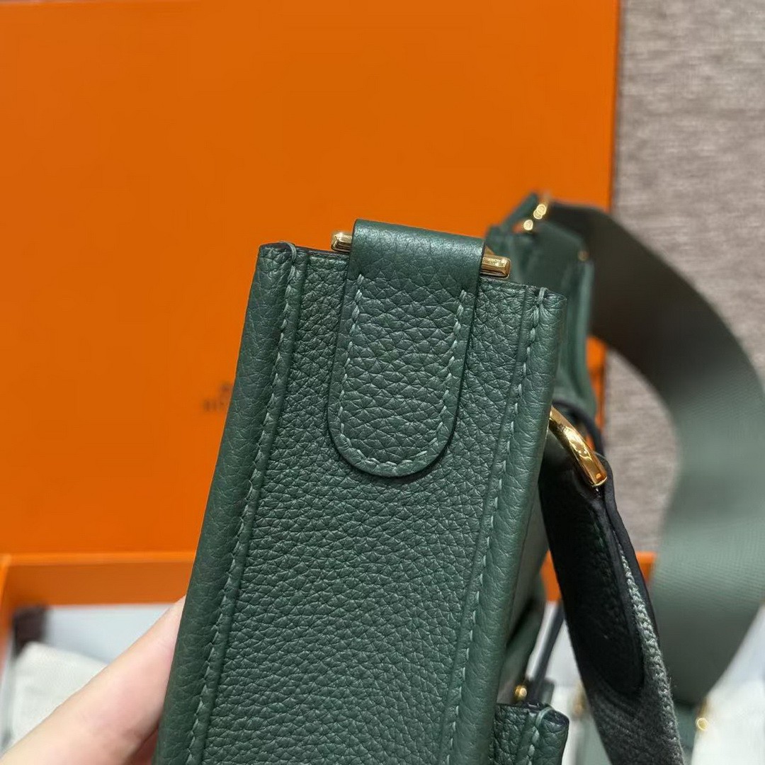 Hermes Evelyne 29 CM Bag Handmade In Taurillon Clemence Leather Gold Hardware 65 Vert Moyen - Image 9