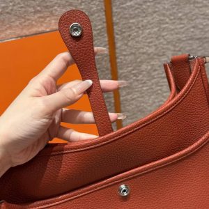 Hermes Evelyne 29 CM Bag Handmade In Taurillon Clemence Leather Silver Hardware 6C Cuivre - Image 4