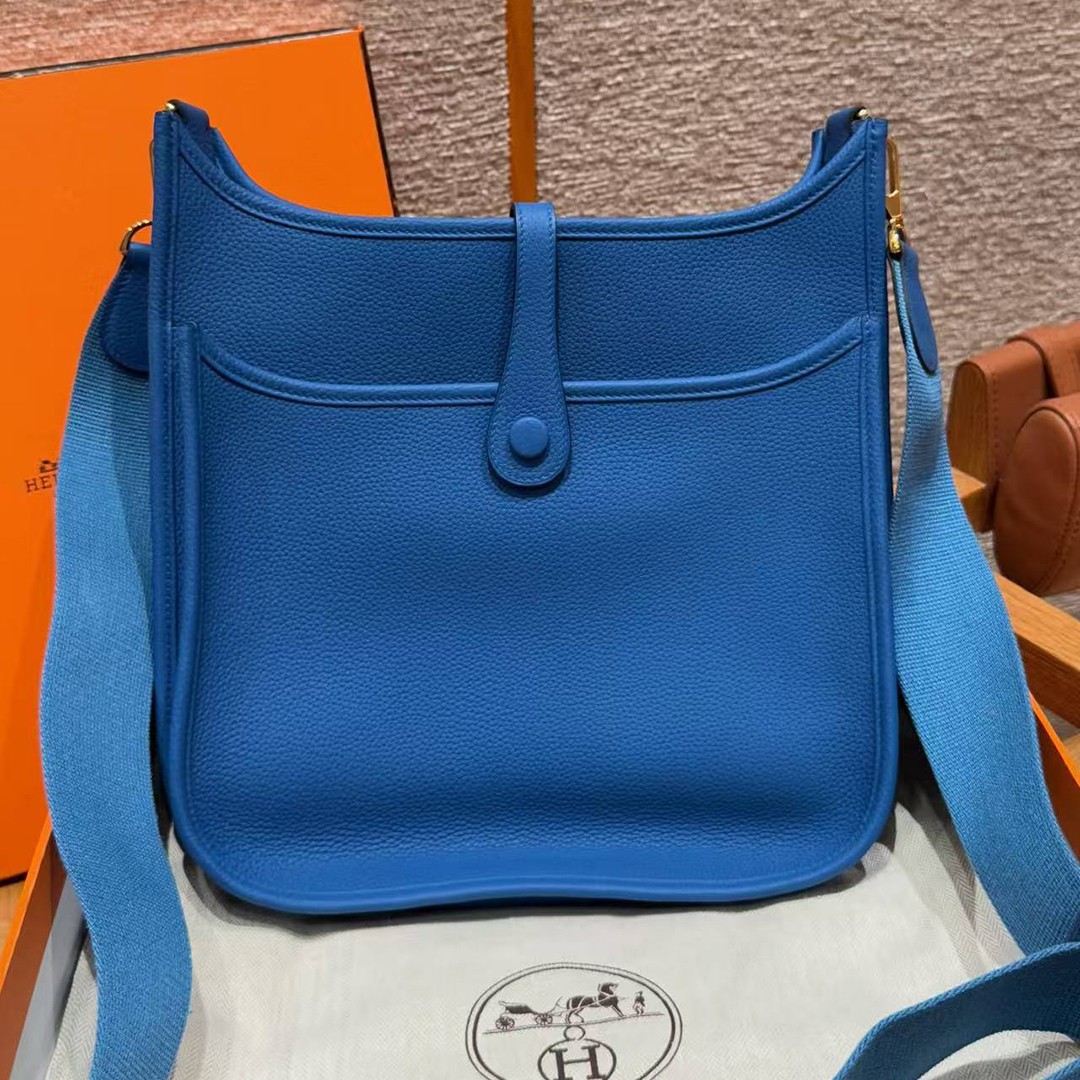 Hermes Evelyne 29 CM Bag Handmade In Taurillon Clemence Leather Gold Hardware 71 Blue France - Image 2