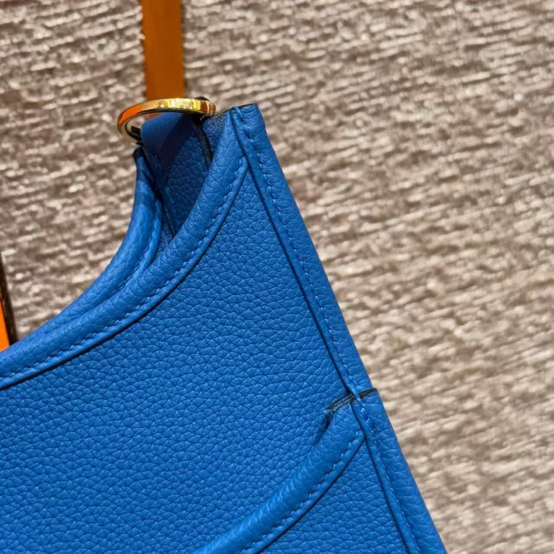 Hermes Evelyne 29 CM Bag Handmade In Taurillon Clemence Leather Gold Hardware 71 Blue France - Image 7