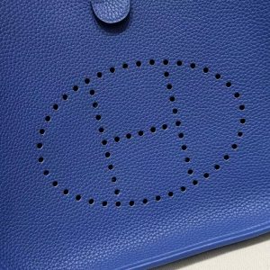 Hermes Evelyne 29 CM Bag Handmade In Taurillon Clemence Leather Silver Hardware 7T Blue Electric - Image 13