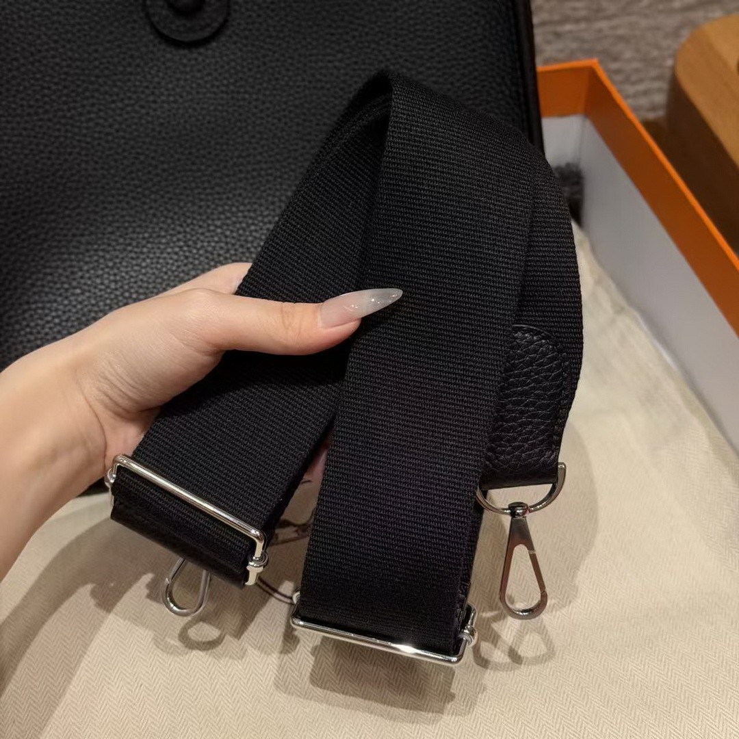 Hermes Evelyne 29 CM Bag Handmade In Taurillon Clemence Leather Silver Hardware 89 Nior - Image 5