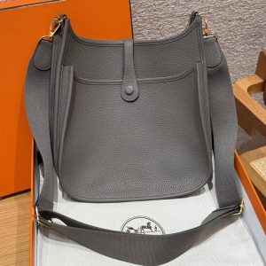 Hermes Evelyne 29 CM Bag Handmade In Taurillon Clemence Leather Gold Hardware 8F Etain - Image 2