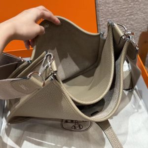 Hermes Evelyne 29 CM Bag Handmade In Taurillon Clemence Leather Silver Hardware 8Q Beige Marfa - Image 14