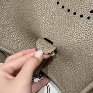 Hermes Evelyne 29 CM Bag Handmade In Taurillon Clemence Leather Silver Hardware 8Q Beige Marfa - Image 11