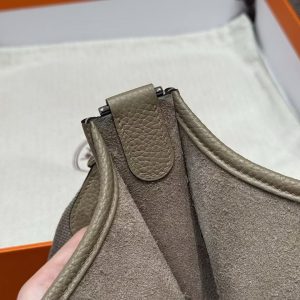 Hermes Evelyne 29 CM Bag Handmade In Taurillon Clemence Leather Silver Hardware 8Q Beige Marfa - Image 4