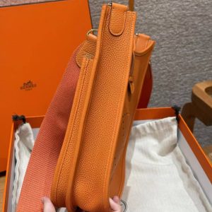 Hermes Evelyne 29 CM Bag Handmade In Taurillon Clemence Leather Gold Hardware 93 Orange - Image 21