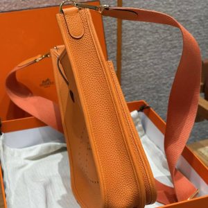 Hermes Evelyne 29 CM Bag Handmade In Taurillon Clemence Leather Gold Hardware 93 Orange - Image 20