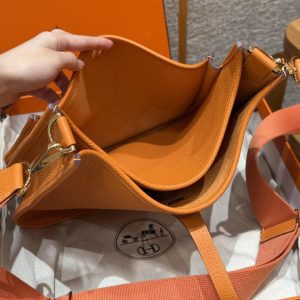 Hermes Evelyne 29 CM Bag Handmade In Taurillon Clemence Leather Gold Hardware 93 Orange - Image 17