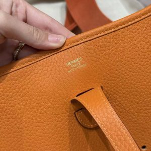 Hermes Evelyne 29 CM Bag Handmade In Taurillon Clemence Leather Gold Hardware 93 Orange - Image 16