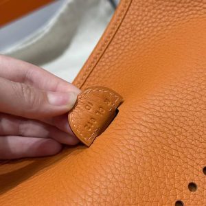Hermes Evelyne 29 CM Bag Handmade In Taurillon Clemence Leather Gold Hardware 93 Orange - Image 15