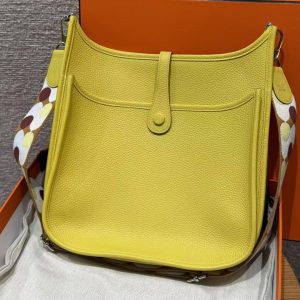 Hermes Evelyne 29 CM Bag Handmade In Taurillon Clemence Leather Silver Hardware 9R Lime - Image 2