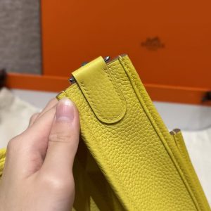 Hermes Evelyne 29 CM Bag Handmade In Taurillon Clemence Leather Silver Hardware 9R Lime - Image 10