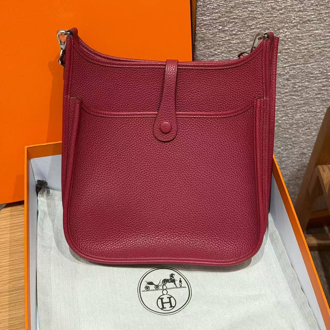 Hermes Evelyne 29 CM Bag Handmade In Taurillon Clemence Leather Silver Hardware B5 Ruby - Image 2