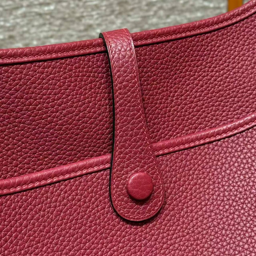 Hermes Evelyne 29 CM Bag Handmade In Taurillon Clemence Leather Silver Hardware B5 Ruby - Image 8