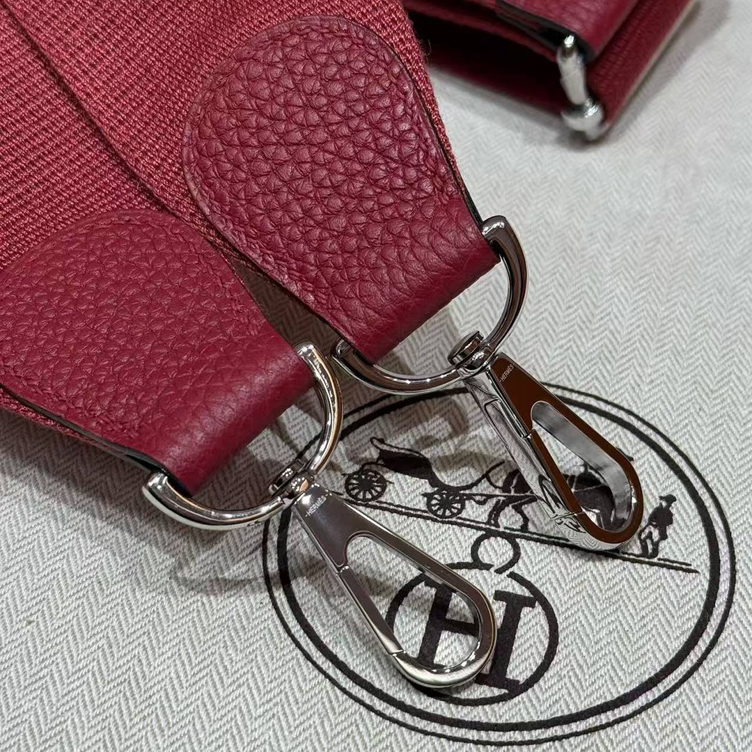 Hermes Evelyne 29 CM Bag Handmade In Taurillon Clemence Leather Silver Hardware B5 Ruby - Image 5