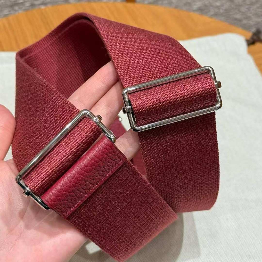 Hermes Evelyne 29 CM Bag Handmade In Taurillon Clemence Leather Silver Hardware B5 Ruby - Image 3