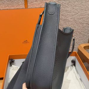 Hermes Evelyne 29 CM Bag Handmade In Taurillon Clemence Leather Silver Hardware H0 Girs Misty - Image 18