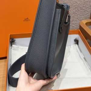 Hermes Evelyne 29 CM Bag Handmade In Taurillon Clemence Leather Silver Hardware H0 Girs Misty - Image 17