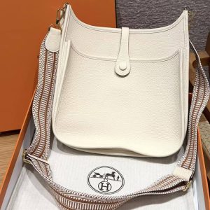Hermes Evelyne 29 CM Bag Handmade In Taurillon Clemence Leather Gold Hardware I2 Nata - Image 2