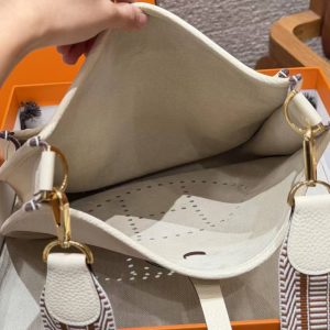 Hermes Evelyne 29 CM Bag Handmade In Taurillon Clemence Leather Gold Hardware I2 Nata - Image 10