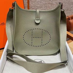 Hermes Evelyne 29 CM Bag Handmade In Taurillon Clemence Leather Silver Hardware Q1 Sauge