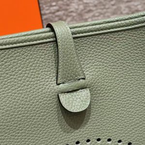 Hermes Evelyne 29 CM Bag Handmade In Taurillon Clemence Leather Silver Hardware Q1 Sauge - Image 11