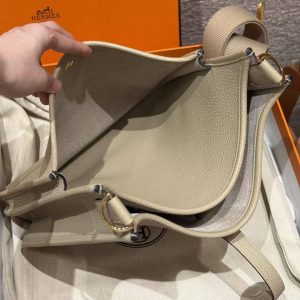 Hermes Evelyne 29 CM Bag Handmade In Taurillon Clemence Leather Gold Hardware S2 Trench - Image 15