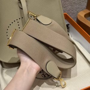 Hermes Evelyne 29 CM Bag Handmade In Taurillon Clemence Leather Gold Hardware S2 Trench - Image 4