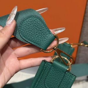 Hermes Evelyne 29 CM Bag Handmade In Taurillon Clemence Leather Gold Hardware U4 Vert Vertigo - Image 9
