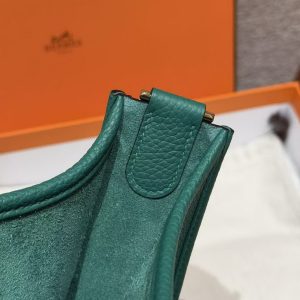 Hermes Evelyne 29 CM Bag Handmade In Taurillon Clemence Leather Gold Hardware U4 Vert Vertigo - Image 5
