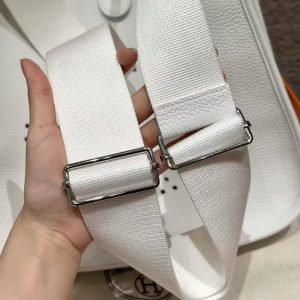Hermes Evelyne 33 CM Bag Handmade In Taurillon Clemence Leather Silver Hardware 01 Blanc - Image 14