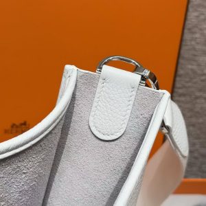 Hermes Evelyne 33 CM Bag Handmade In Taurillon Clemence Leather Silver Hardware 01 Blanc - Image 10