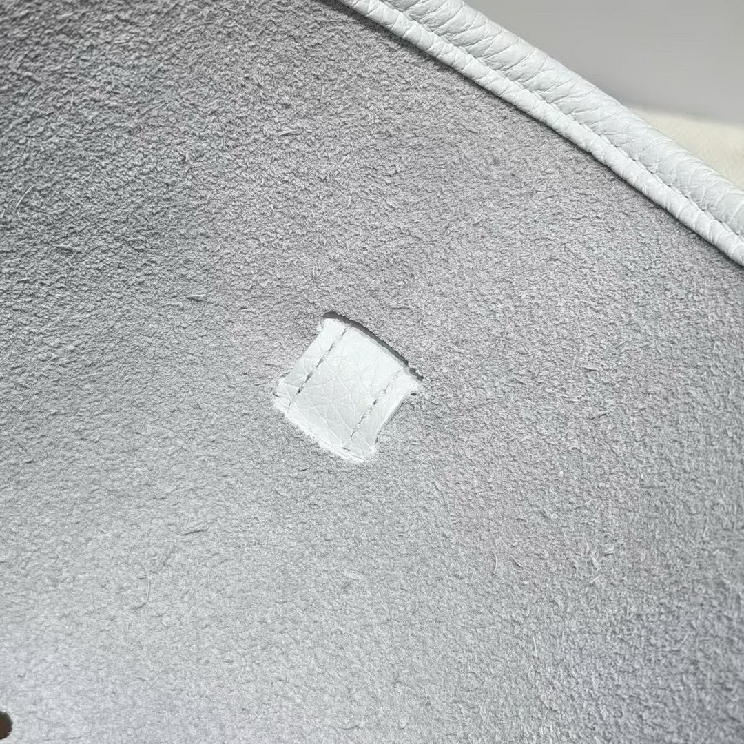 Hermes Evelyne 33 CM Bag Handmade In Taurillon Clemence Leather Silver Hardware 01 Blanc - Image 8
