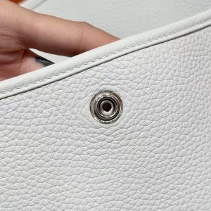 Hermes Evelyne 33 CM Bag Handmade In Taurillon Clemence Leather Silver Hardware 01 Blanc - Image 4