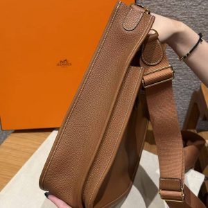 Hermes Evelyne 33 CM Bag Handmade In Taurillon Clemence Leather Gold Hardware 37 Gold - Image 14