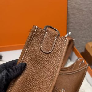 Hermes Evelyne 33 CM Bag Handmade In Taurillon Clemence Leather Sliver Hardware 37 Gold - Image 14