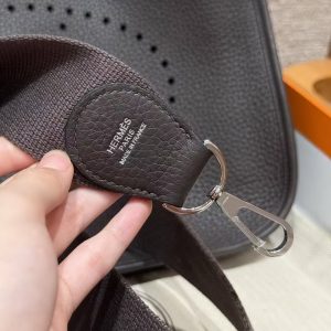 Hermes Evelyne 33 CM Bag Handmade In Taurillon Clemence Leather Sliver Hardware 46 Ebene - Image 5