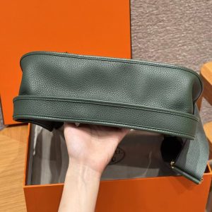 Hermes Evelyne 33 CM Bag Handmade In Taurillon Clemence Leather Gold Hardware 65 Vert Moyen - Image 2