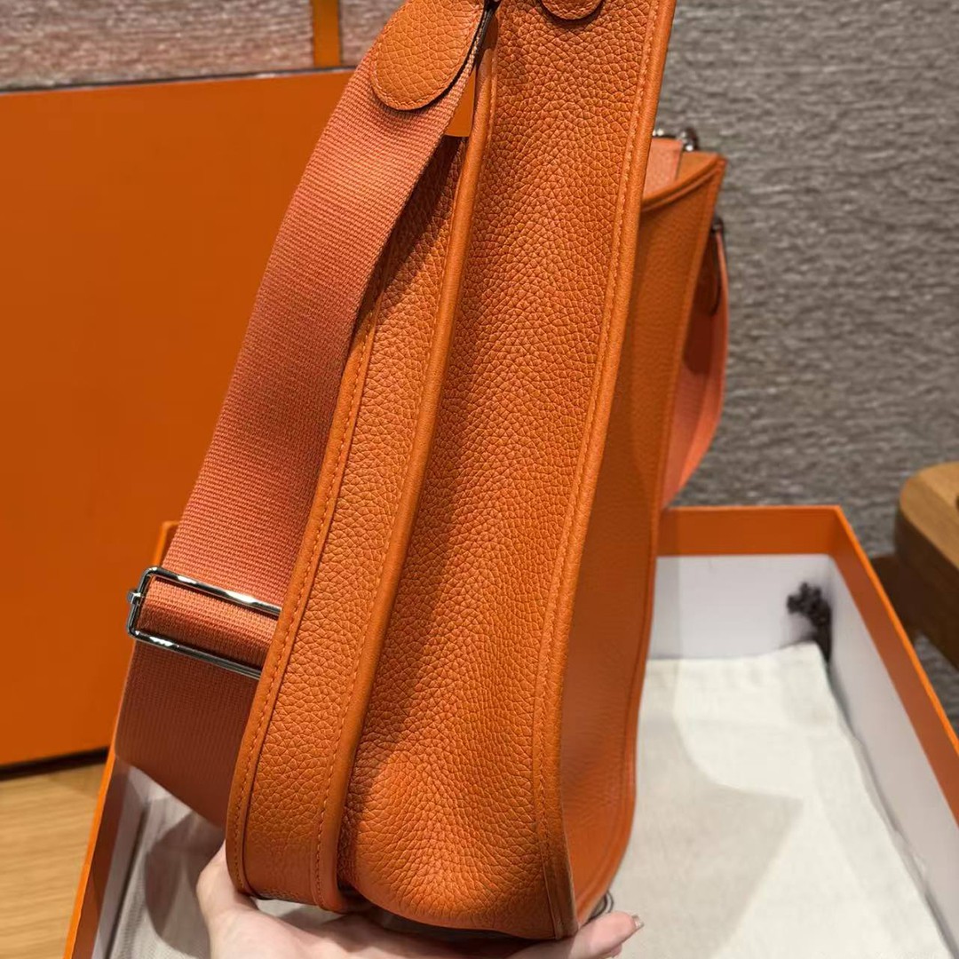 Hermes Evelyne 33 CM Bag Handmade In Taurillon Clemence Leather Silver Hardware 93 Orange - Image 2