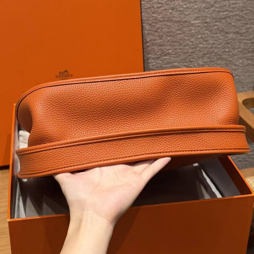 Hermes Evelyne 33 CM Bag Handmade In Taurillon Clemence Leather Silver Hardware 93 Orange - Image 11