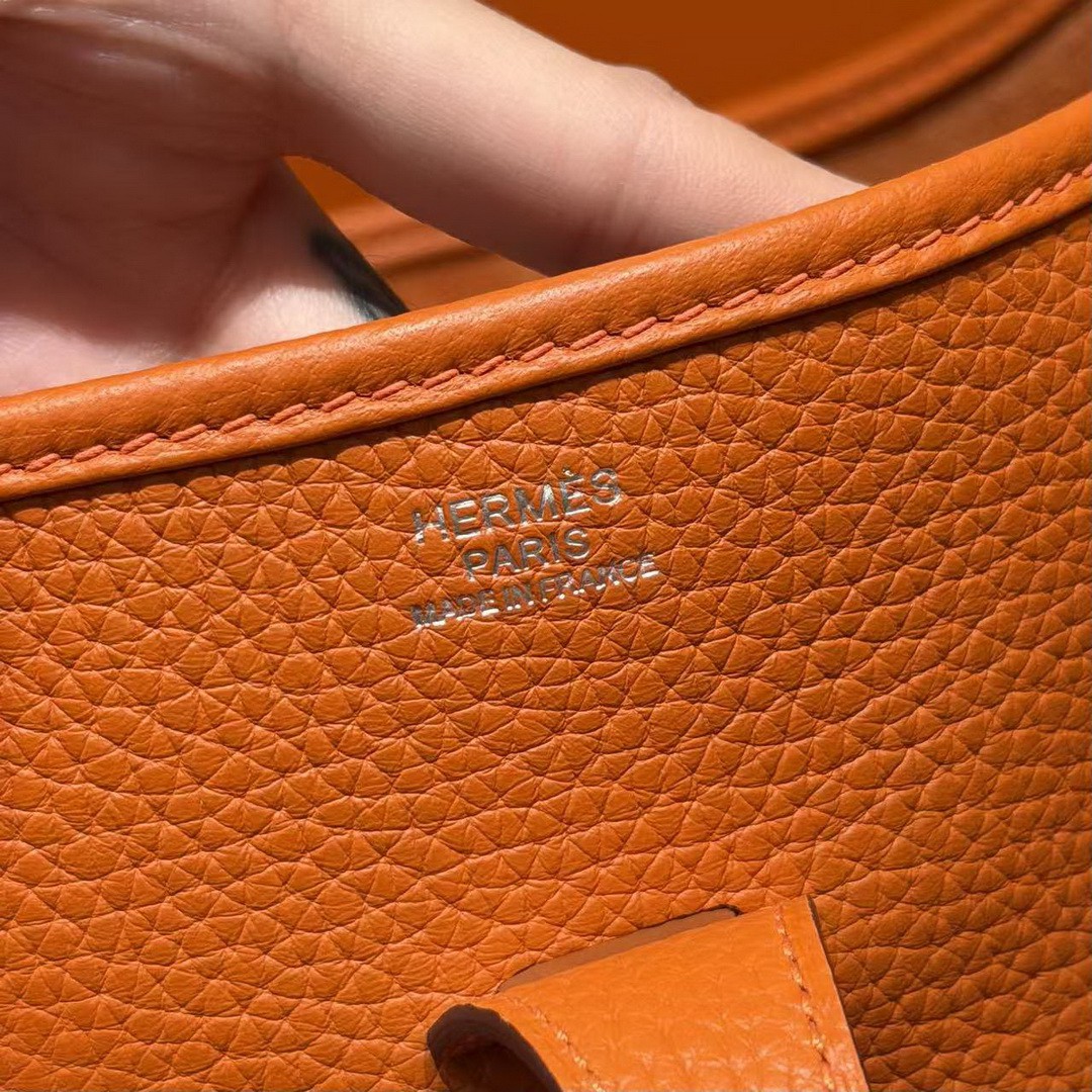 Hermes Evelyne 33 CM Bag Handmade In Taurillon Clemence Leather Silver Hardware 93 Orange - Image 8