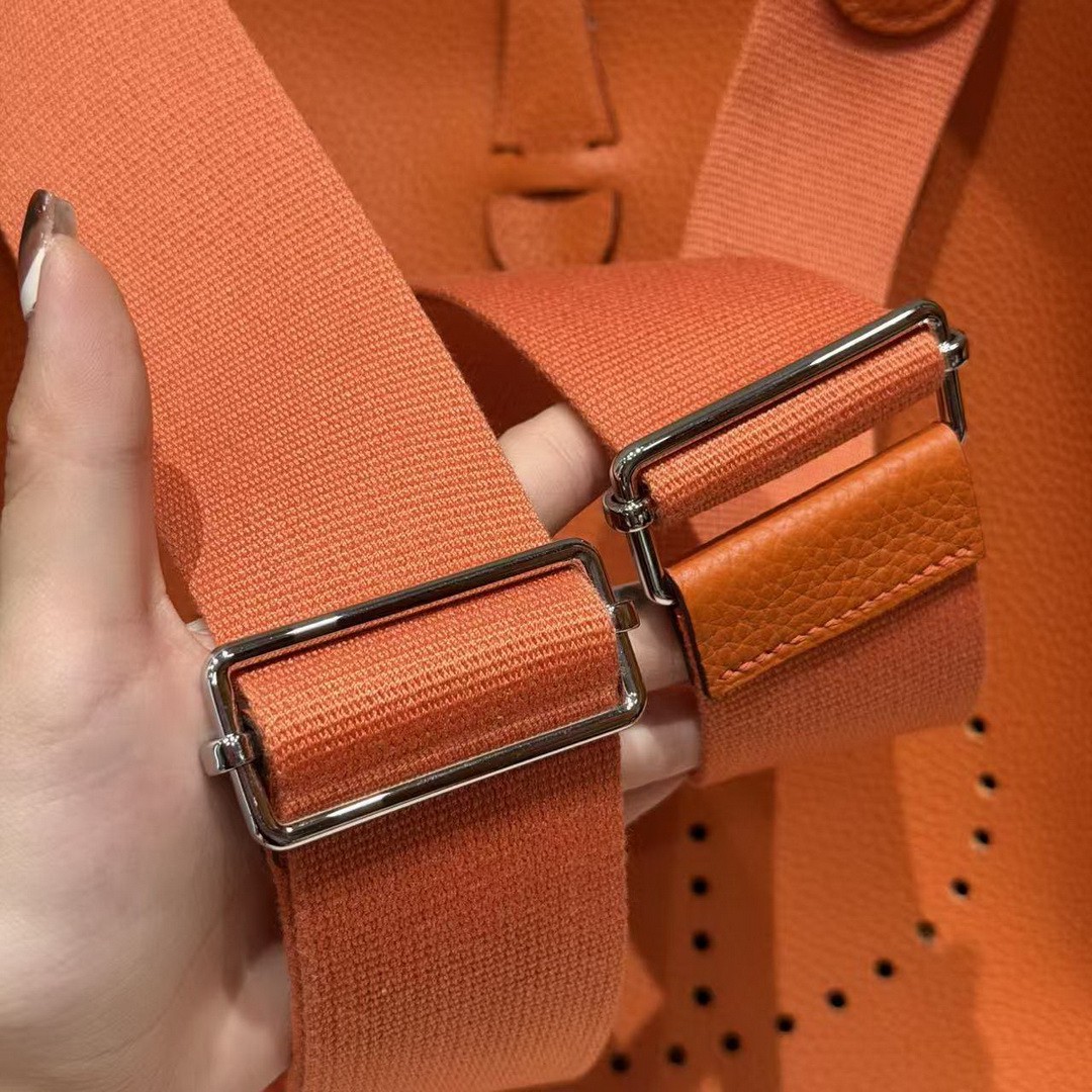 Hermes Evelyne 33 CM Bag Handmade In Taurillon Clemence Leather Silver Hardware 93 Orange - Image 4